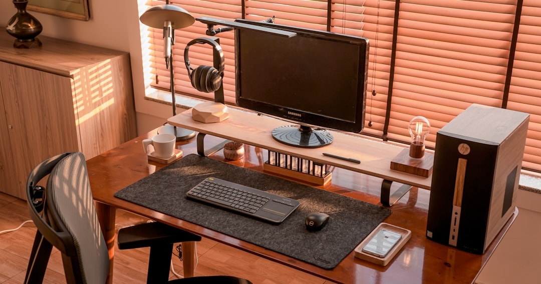 Rise Height-Adjustable desking